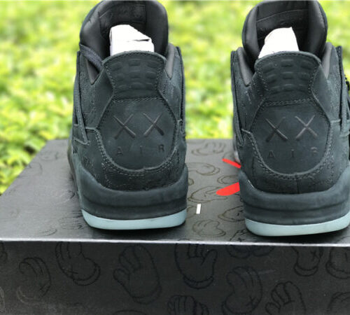 Jordan 4 Retro Kaws Black - 8