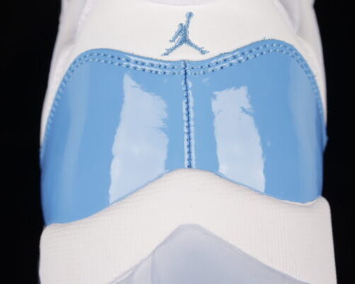 Jordan 11 Retro Low, University Blue - 2