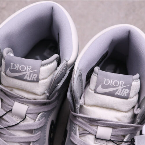 Jordan 1 x Dior Retro High 32 - 8