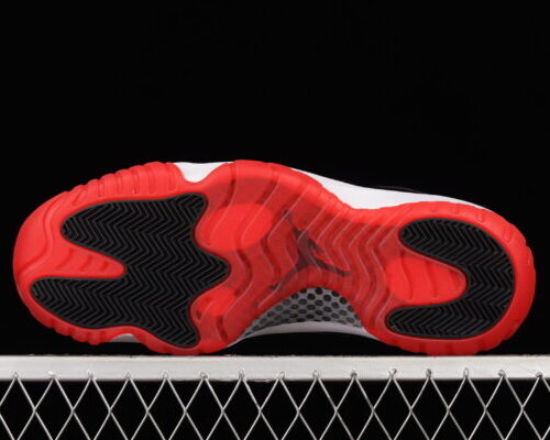 Jordan 11 Retro Low, Concord Bred - 10