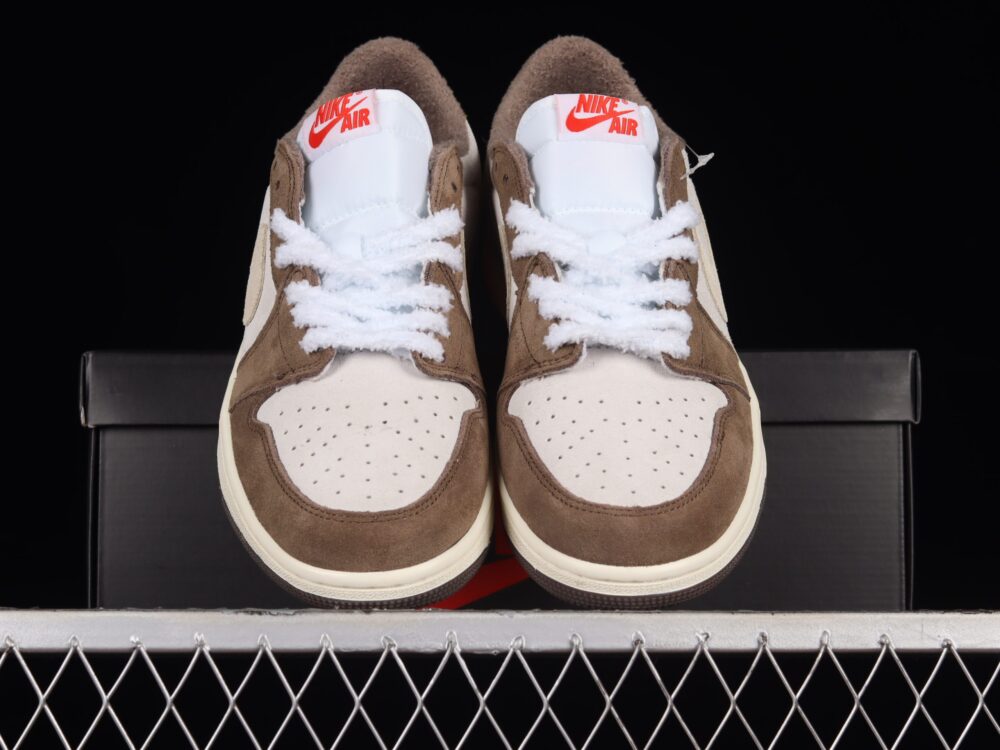 Jordan 1 Retro Low OG Year of the Rabbit - 4
