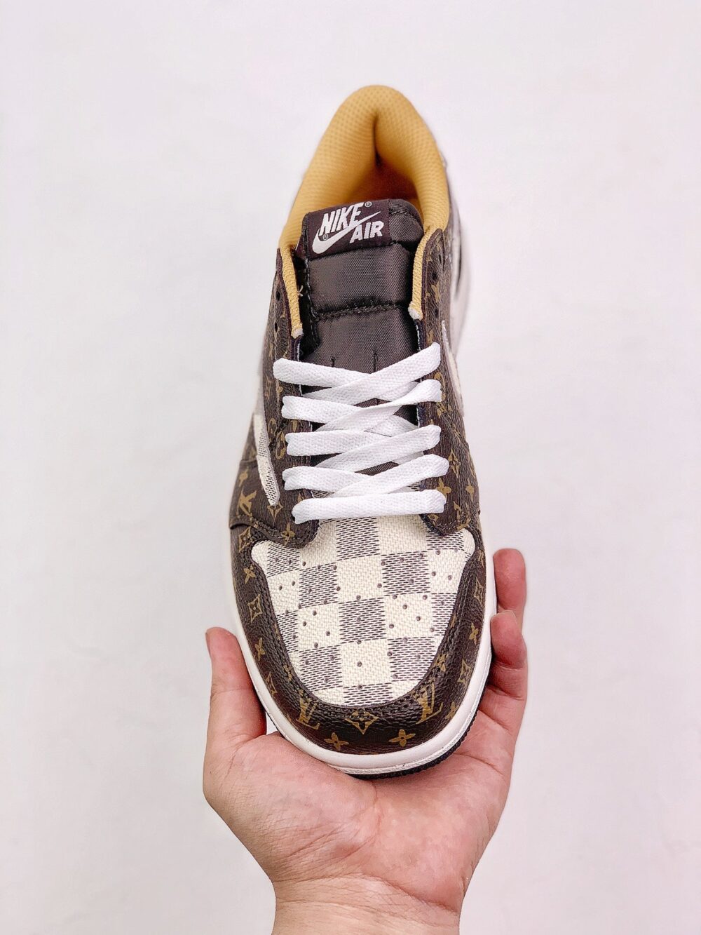 Travis Scott X Air Jordan 1 Low Louis Vuitton Brown - 4