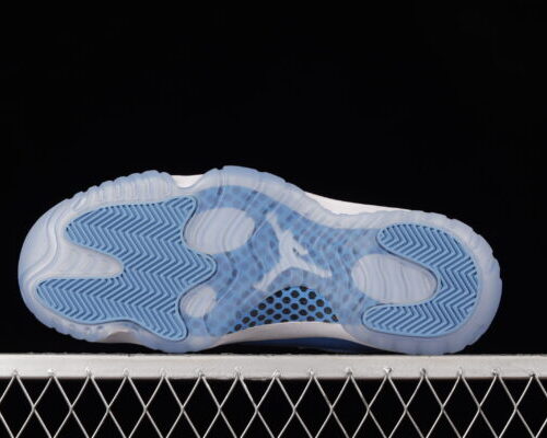 Jordan 11 Retro Low, University Blue - 3
