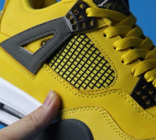 Jordan 4 Retro Lightning - 4