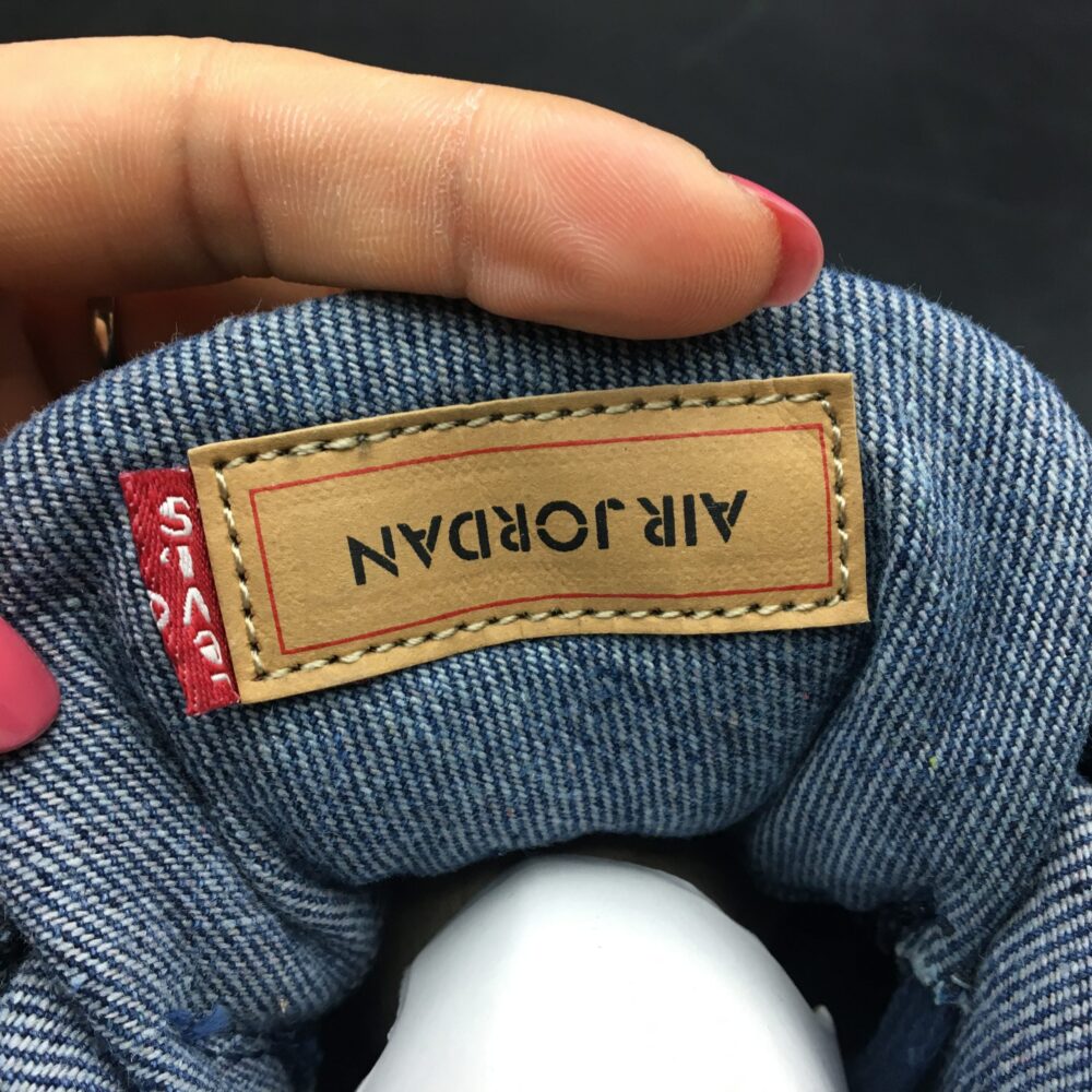 Jordan 4 Retro Levi’s Denim - 17