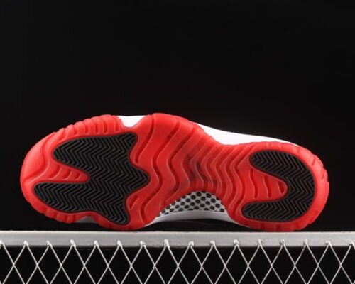 Jordan 11 Retro Playoffs Bred Extended size 14 - 4