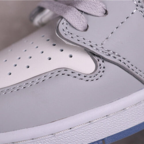 Jordan 1 x Dior Retro High 32 - 17