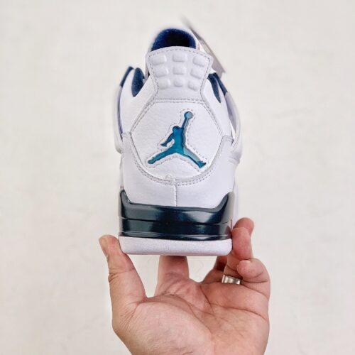 Jordan 4 Retro Columbia - 10