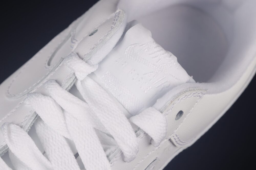 Nike Air Force 1 Low Supreme White - 16