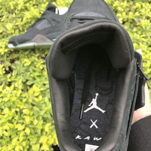 Jordan 4 Retro Kaws Black - 15