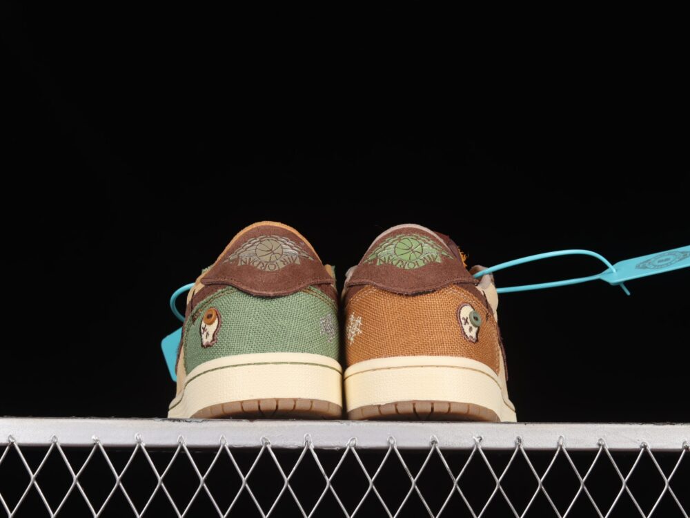 Jordan 1 Retro Low OG Zion Williamson Voodoo - 8