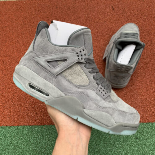 Air Jordan 4 Retro Kaws s - 8