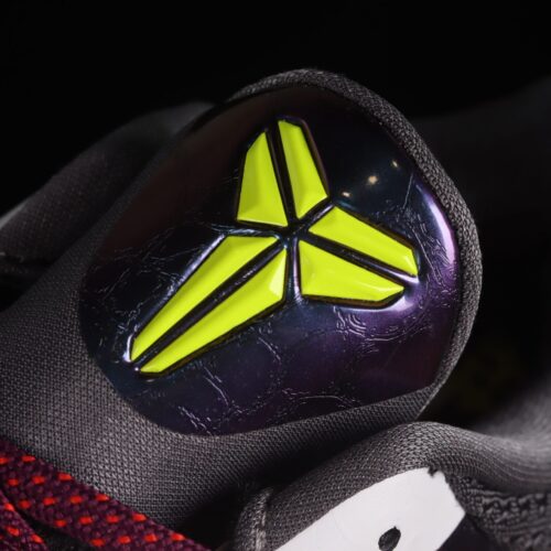 Nike Kobe 5 Protro Chaos - 9