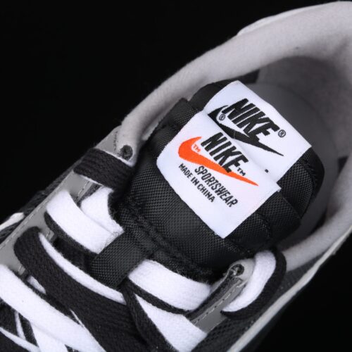 Sacai x Nike LD Waffle Black - 16