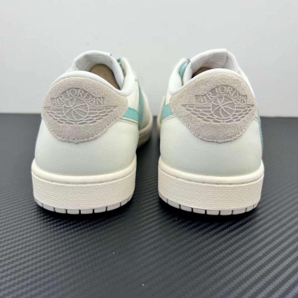 Travis Scott x Air Jordan 1 Low Cream Tiffany - 7