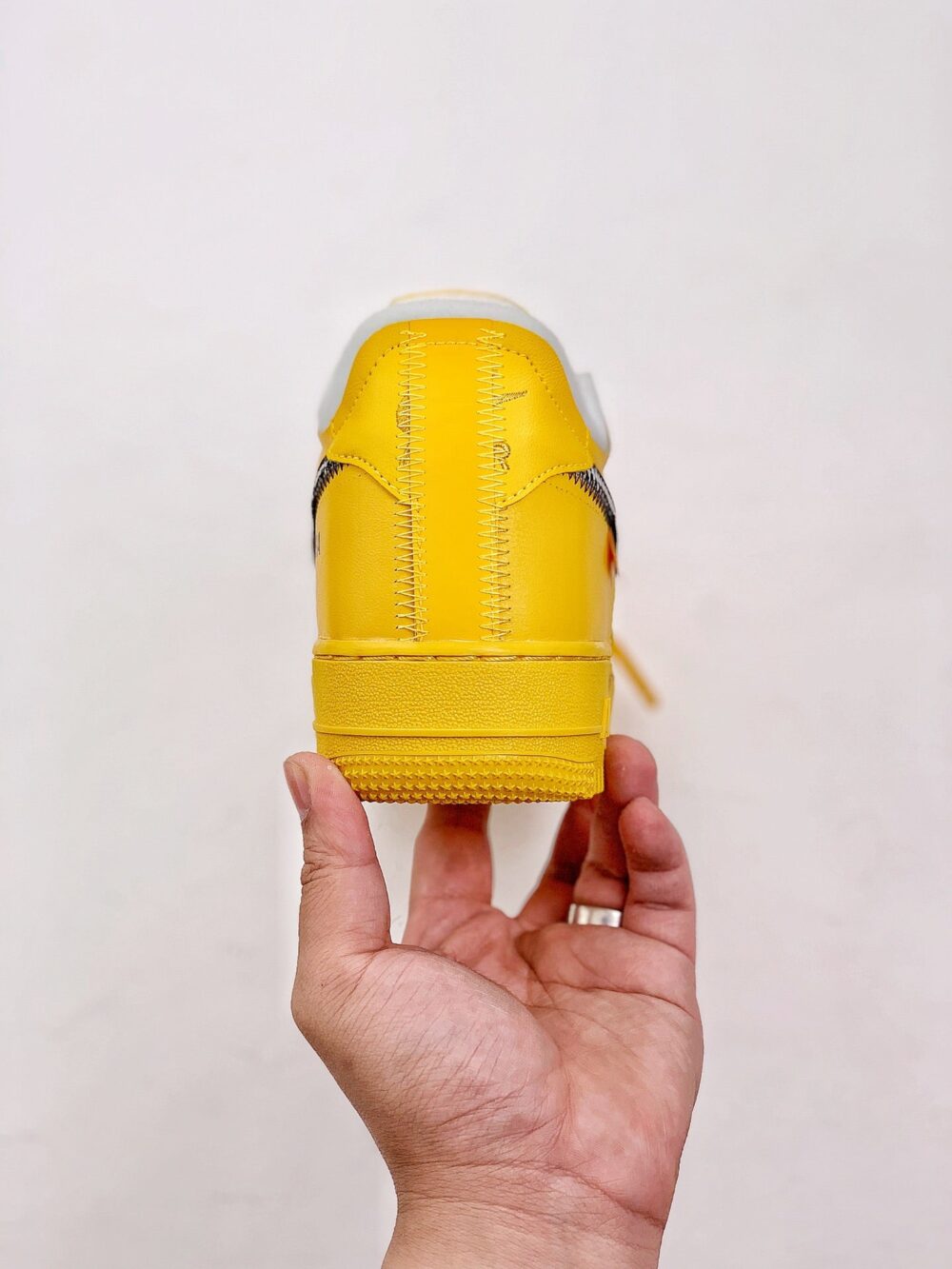 Nike Air Force 1 Low OFF-WHITE University Gold Metallic Silver - 11
