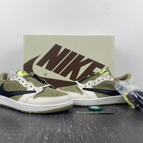 Travis Scott x Air Jordan 1 Low OG SP Golf 