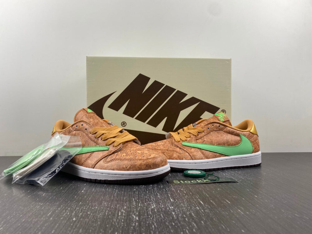 Travis Scott x Air Jordan 1 Brown and Green - 6