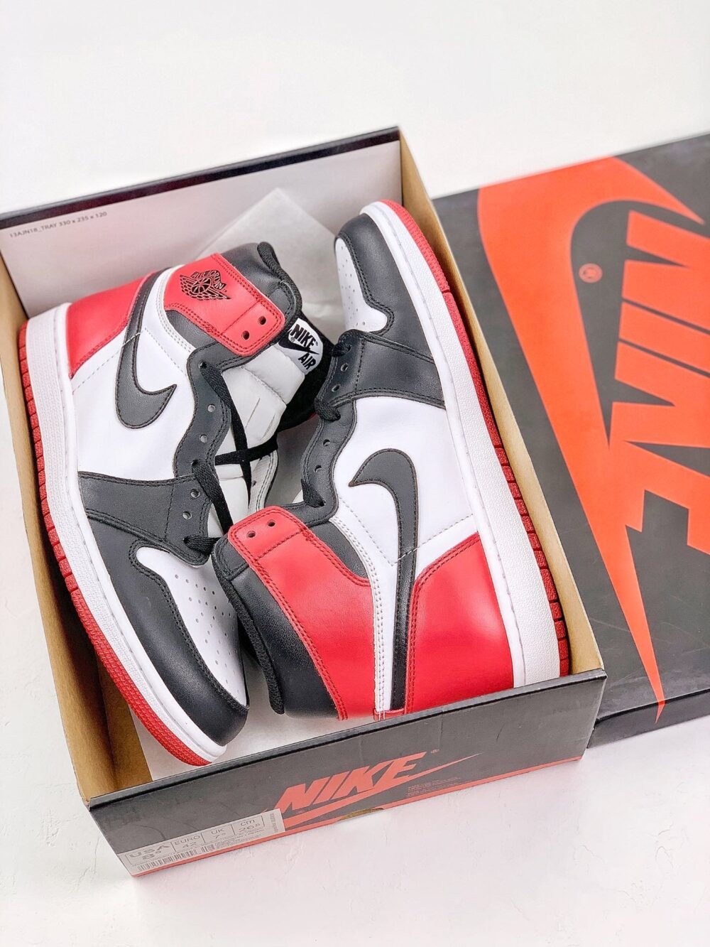 Jordan 1 Retro Black Toe (2016) - 12