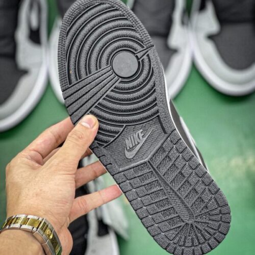 Jordan 1 Retro High Shadow 2.0 - 15