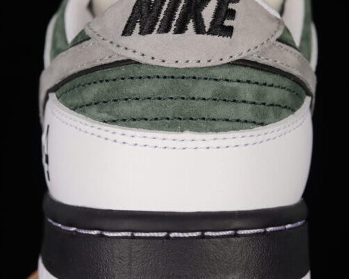Nike SB Dunk Low Kobe White Yellow Green Black - 11