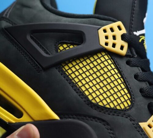 Jordan 4 Retro Thunder Yellow - 6