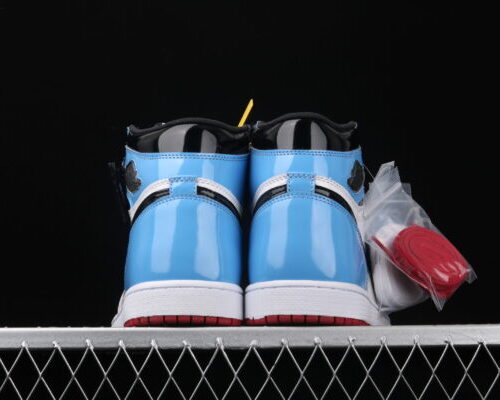 Jordan 1 Retro High, Fearless UNC Chicago - 9