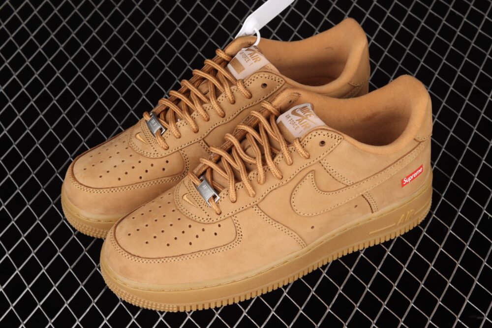 Nike Air Force 1 Low SP Supreme Wheat - 11