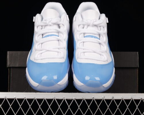 Jordan 11 Retro Low, University Blue - 11