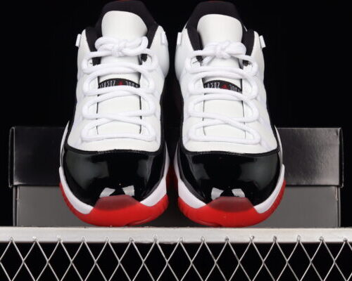 Jordan 11 Retro Low, Concord Bred - 12