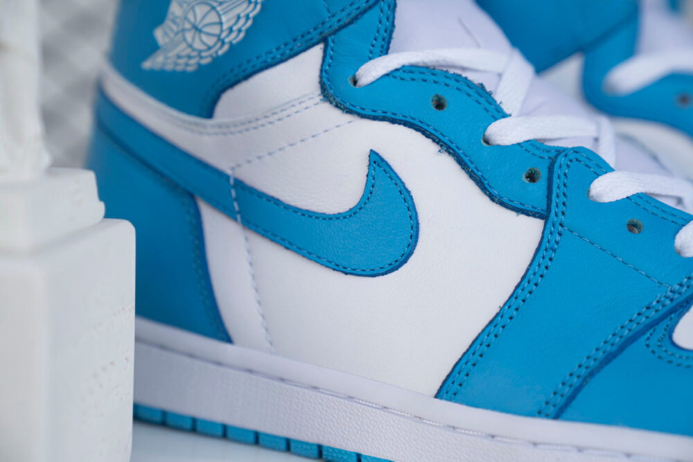 Jordan 1 Retro UNC - 12