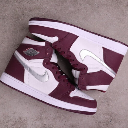 Jordan 1 Retro High OG Bordeaux - 6
