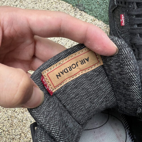 Jordan 4 Retro Levi’s Black - 10