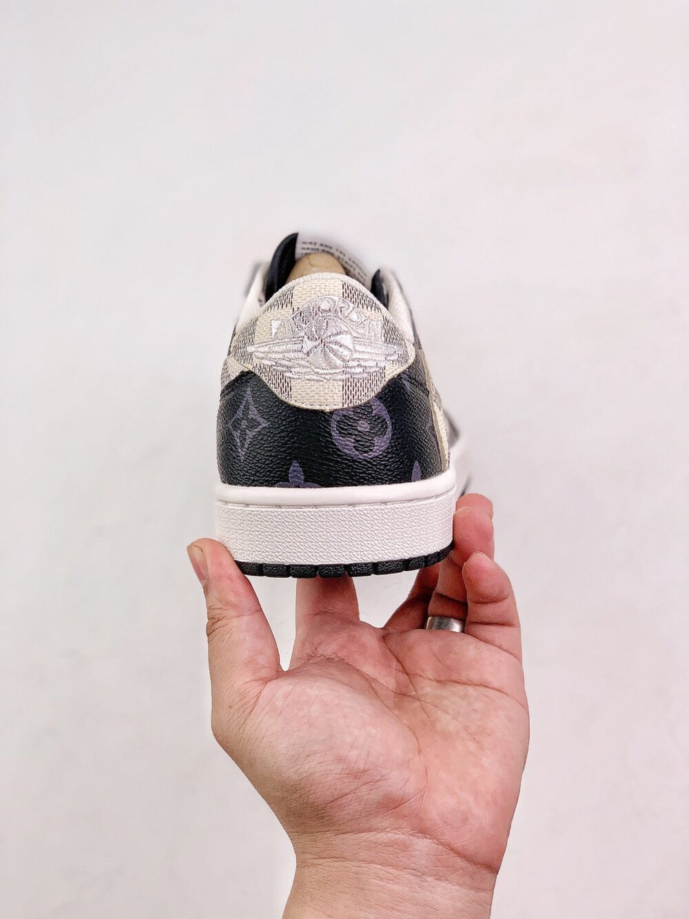 Travis Scott X Air Jordan 1 Low Full Print LV - 8