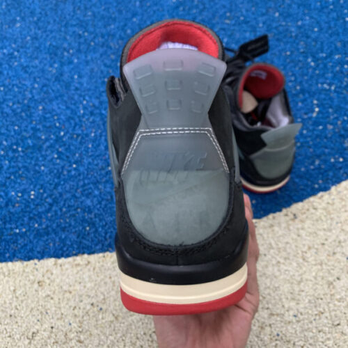 Off-White x Air Jordan 4 