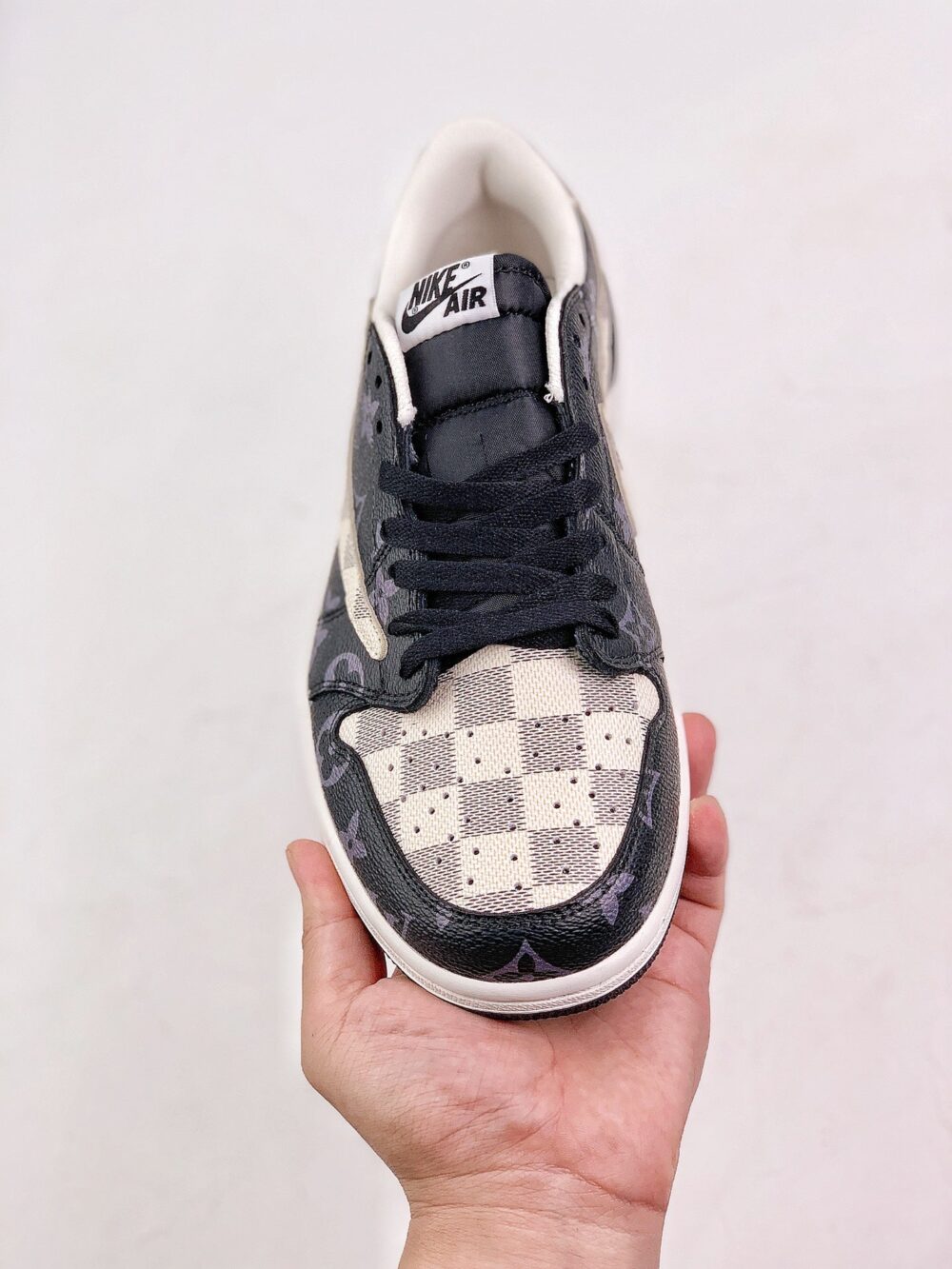 Travis Scott X Air Jordan 1 Low Full Print LV - 9