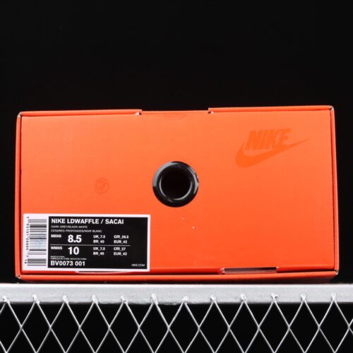 Sacai x Nike LD Waffle Black - 10