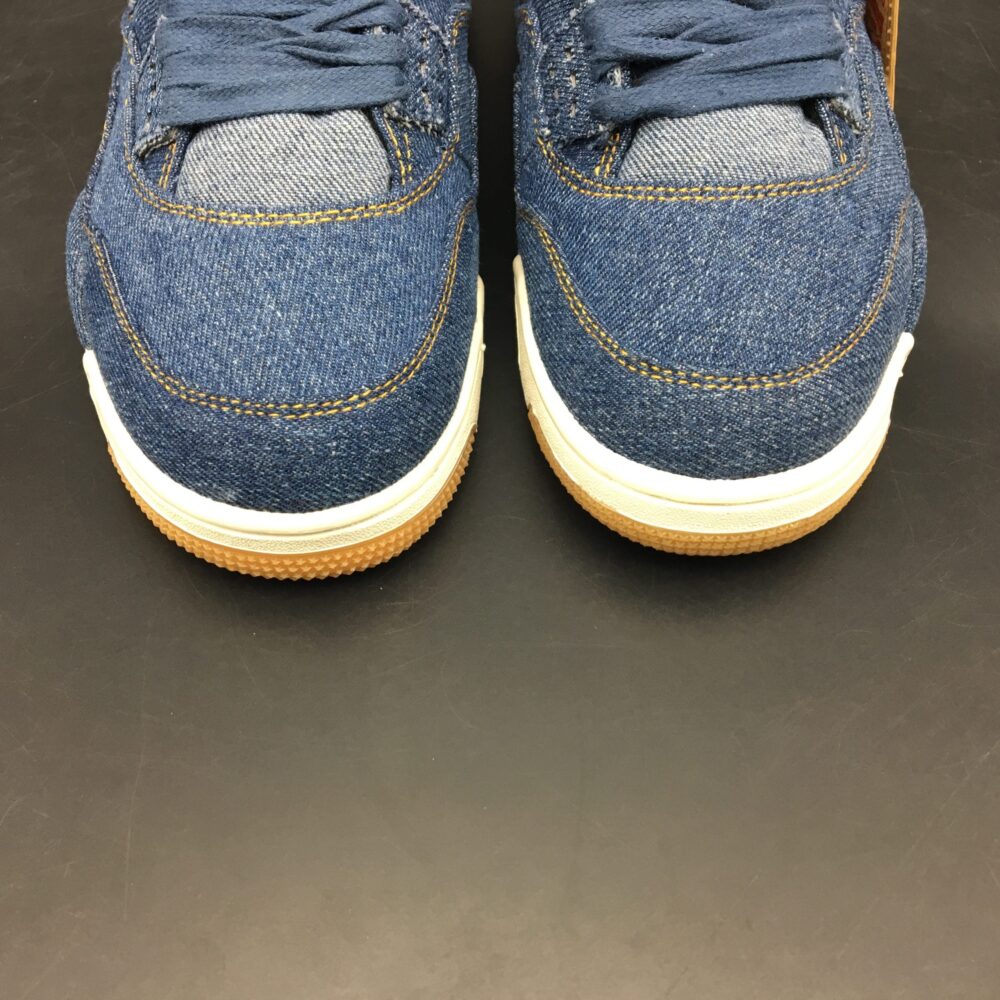 Jordan 4 Retro Levi’s Denim - 3