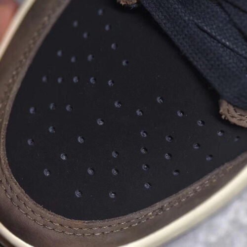 Travis Scott X Air Jordan 1 Low Mocha - 13