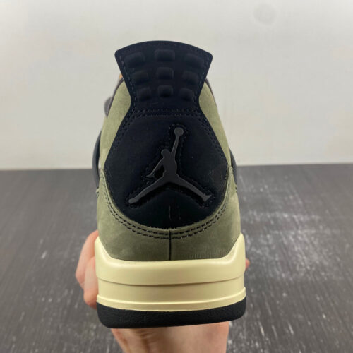 Jordan 4 Retro Undefeated - 22