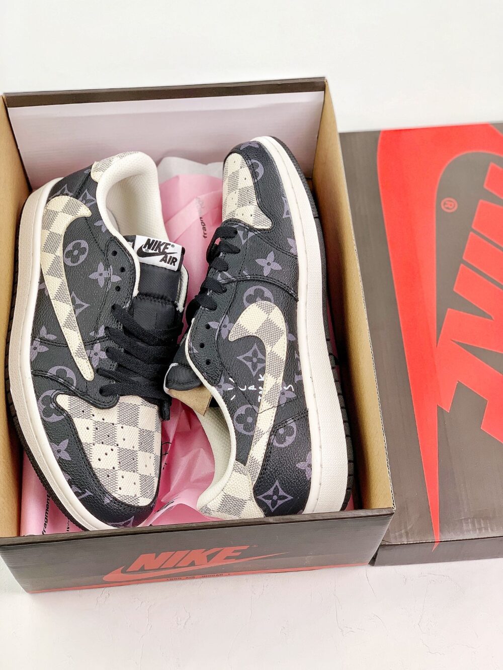 Travis Scott X Air Jordan 1 Low Full Print LV - 5
