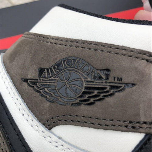 Jordan 1 Retro High Dark Mocha - 8