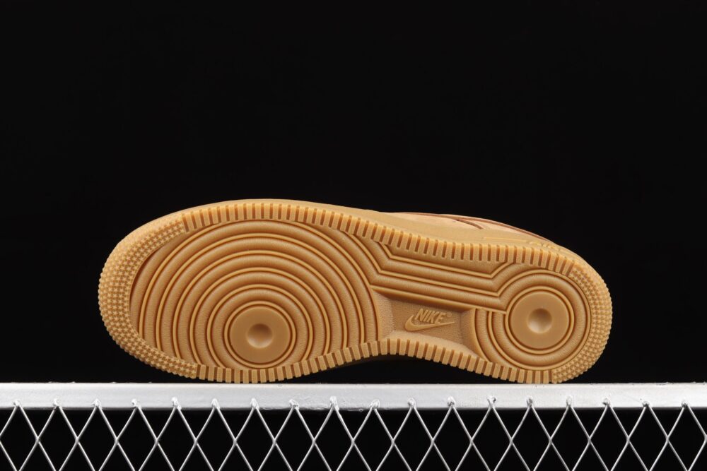 Nike Air Force 1 Low SP Supreme Wheat - 7