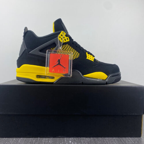 Jordan 4 Retro Thunder - 7