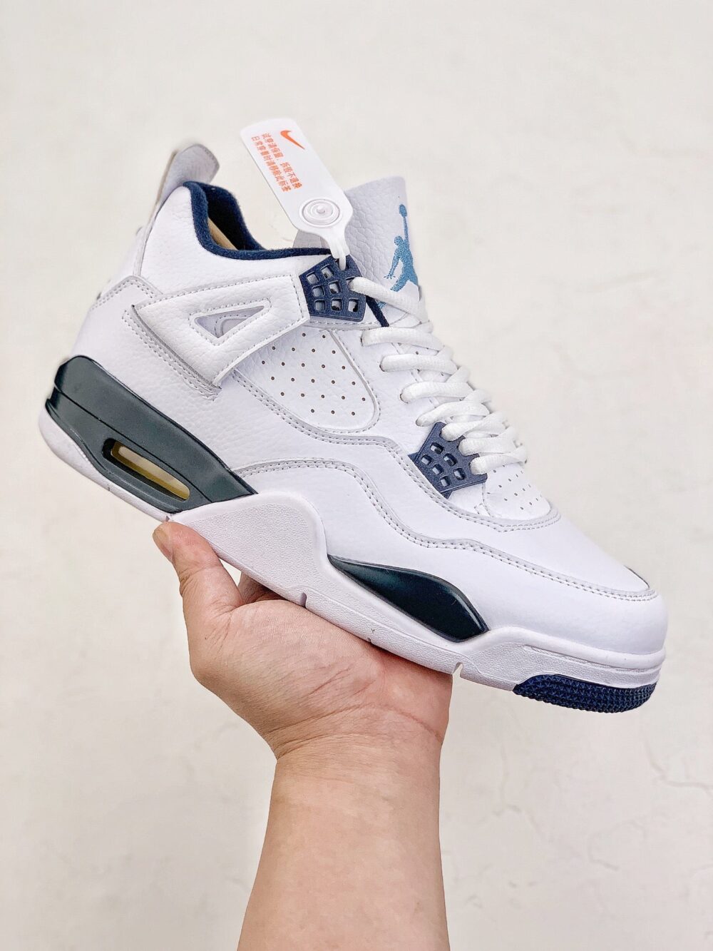 Jordan 4 Retro Columbia - 8