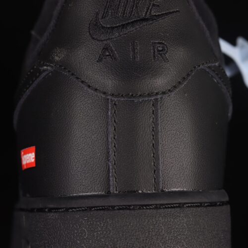Nike Air Force 1 Low Supreme Black - 12