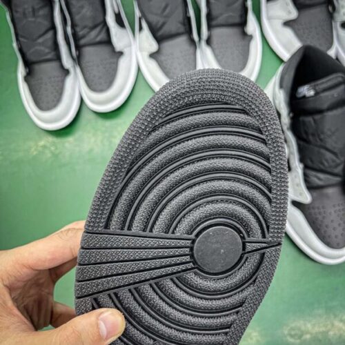 Jordan 1 Retro High Shadow 2.0 - 8