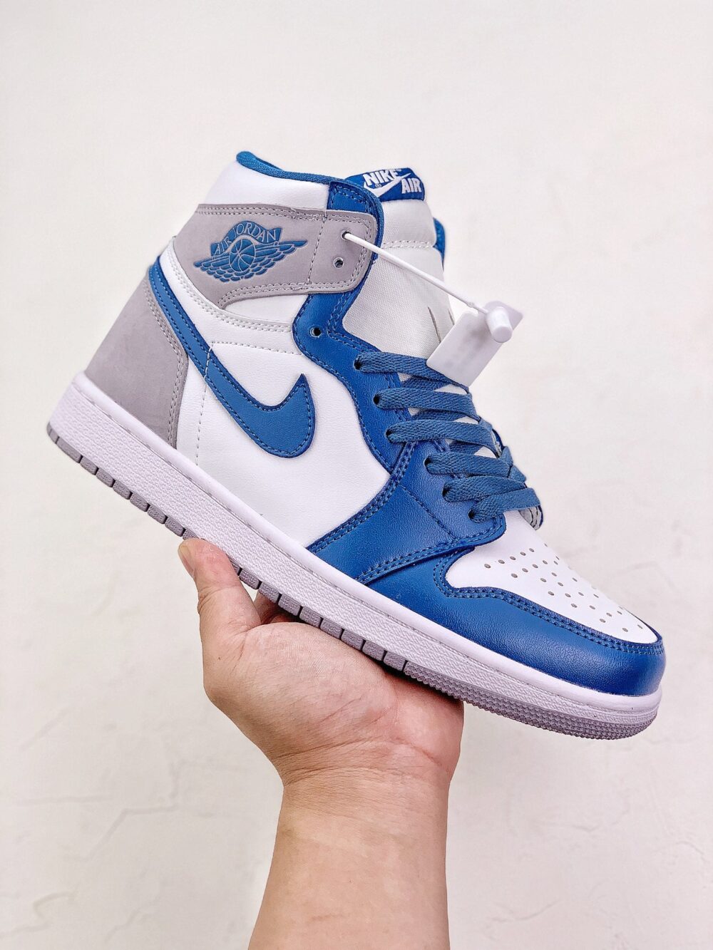Jordan 1 True Blue High - 11