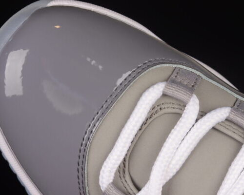 Jordan 11 Retro Low, Cool Grey - 12