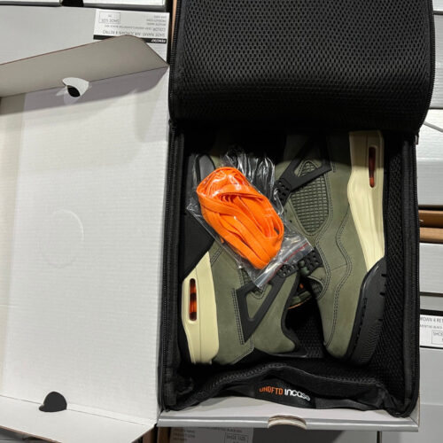 Jordan 4 Retro Undefeated - 4